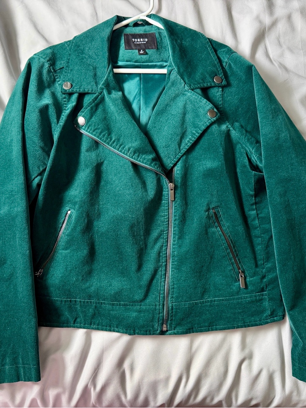 Torrid Emerald Green Faux Suede Moto Jacket Size 2 (2X) Stretch Cotton Biker